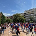 Maturanti sutra plešu u centru grada