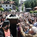 Велики догађај за све вернике: У недељу пресвлачење моштију Светог Зосима у манастиру Тумане