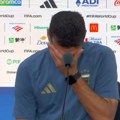 Briznuo u plač pred kamerama! Potresan snimak Skalonija obišao svet - selektor Argentine se raspao pred novinarima!