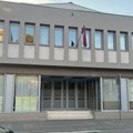 Pritvor od 30 dana zbog pretnji supruzi i napada nožem