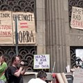 „Maja Gojković ministarka nepotizma i nekulture“: Održan protest kulturnih radnika ispred resornog Ministarstva (FOTO)