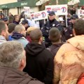 Na Kaleniću i Đermu protesti protiv SNS ušli u 11. sat