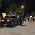 Protest zbog hapšenja u Nišu – studenti privedeni, pa pušteni posle više sati, šetnja do SNS-a uz brojne snage policije