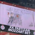 Teške scene u Areni: Grobari skandirali Edinu Avdiću - na monitoru se pojavio crtež sina Isaka