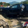 BMW prešao u suprotnu traku i izazvao sudar: Užas kod Kuršumlije, povređeno šest osoba (foto)