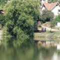 Otkriveno ko su muškarci čija su tela izvučena iz Đetinje! Slučajni prolaznik zatekao stravičan prizor kod potonulog splava u…