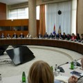 Požari bukte Srbijom, kritično na rekama: Počela sednica Štaba za vanredne situacije
