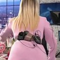 Gledaoce ujutru dočekao šok! Jovani usred emisije ispale tange: Nagnula se u miniću, svi ostali zatečeni