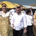 Na nevestama haljine od zlata vrede ko 2 stana: Demonstriraju moć i bogatstvo, razbacuju se evrima na vašaru na Pešteru…