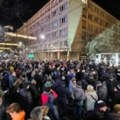 Protest opozicije ispred RIK-a; Tepić: Sada ceo svet zna da smo uhvatili lopova u krađi