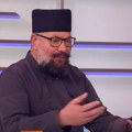 "Pale sveće za preminule kućne ljubimce, vrše religijske obrede": Voždovački sveštenik Gligorije u neverici, pa objasnio…