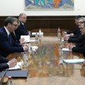 Vučić se sastao sa francuskim zvaničnikom: Strateško partnerstvo sa Francuskom od izuzetnog značaja