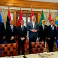 Usvajanje rezolucije dovešće do globalne lančane reakcije: Predsednik na ručku sa ambasadorima afričkih zemalja (foto)