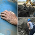 (Foto) klisani i dalje bez vode Radnici "Vodovoda" na terenu, pogledajte kako teče sanacija velike havarije kod Temerinskog…