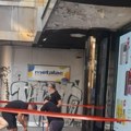 Obrušio se deo fasade parfimerije u Knez Mihailovoj, vlasniku naložena sanacija