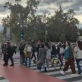 Novosadski zborovi blokirali raskrsnicu: „Dan promene, a ne propuštene prilike“