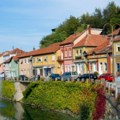 Ovaj grad leži na tri reke i ima sedam mostova: Zovu ga Srpska Venecija, turisti poludeli za njim