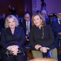 Ana Bekuta i Snežana Đurišić dobile odlikovanja: Vučić im uručio ordenje, pevačicin partner je bodrio iz prvih redova