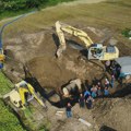 Budućnost u robotima, sadašnjost bez vode: Zastarela infrastruktura ostavlja gradove bez osnovnog snabdevanja (VIDEO)