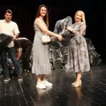 Počela podela auto-sedišta za bebe rođene u 2025. godini