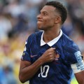 Može da pljuje na Španiju, ali mu se ne gade njihove pare: Kilijan Mbape na novom udaru, sada se oglasio i fudbaler Atletika!