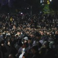 "Ljudi više ne veruju ni vlasti ni opoziciji": Da li su protesti u Tirani poljuljali Raminu vlast? (VIDEO)