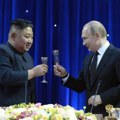 Jača savez Koreje i Rusije - Kim poslao Putinu oružje! Više od 6.700 kontejnera municije završilo u Moskvi