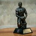Otkriven izgled trofeja "Dejan Milojević" Ima četiri strane i jedan važan detalj, da svaki MVP dobro zna!