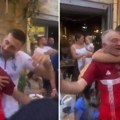 Aleksu Avramovića pogodila pesma, odmah je zagrlio oca: Sve puca od emocija, ima i suza (video)