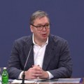 Plate prelaze 1.000 evra od 1. Januara Vučić o povećanju zarada u zdravstvu i obrazovanju