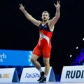 Vučić čestitao Komarovu svetsko zlato
