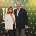 Voditeljka je treća supruga bogatog biznismena: Pre njega je bila u braku sa mužem popularne pevačice