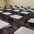Ministar prosvete u parlamentu: Školska godina će početi regularno, ne postoje turbulentne najave