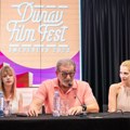 Film "Momak i devojke" u režiji Ivice Vidanovića otvara 6. Dunav Film Fest