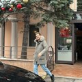 (Video) "živi bili": Miloš Biković ispred porodilišta sa osmehom, ponosni tata bio u poseti sinu Vasiliju i izabranici…