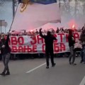 Delije krenule na voždovac: Pogledajte korteo navijača Crvene zvezde! (video)