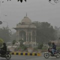Desetine zatvorenika pobegle iz pakistanskog zatvora posle zemljotresa