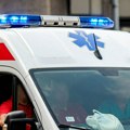 Poginula devojčica (16), povređena dvojica dečaka: Strašna nesreća u Dobanovcima, zakucali se u stub