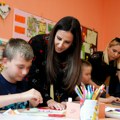 Tamara Vučić otvorila tribinu u okviru "Karavana roditeljstva" u Loznici