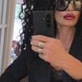 Oko truka kožni kaiš, a ispod sakoa providna čipka: Lidija Vukićević selfijem srušila mreže: Grmi u odelu (foto)