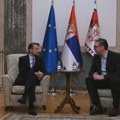 Vučić sa Bekeratom o evropskom putu Srbije, sprovođenju reformske agende i pristupanju EU