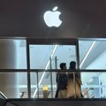 Apple kupio AI startap koji „čita lice“: Slušalice i naočare koje razumeju korisnika bez ijedne reči