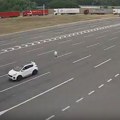 Putnici ovde čekaju 20 minuta da pređu granicu! Oglasio se AMSS, evo na kojim prelazima su najveće gužve