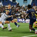 Radnik - Partizan: Golman Partizana kao na streljani, neverovatno je da domaćin ne vodi