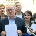 Organizatori protesta predali zahtev za raspisivanje parlamentarnih i beogradskih izbora