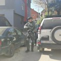 Kancelarija za Kosovo i Metohiju: Srbin priveden zbog majice sa motivima srpskih manastira