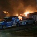 Veliki požar u Surčinu Vatra se brzo širi (video)