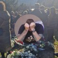 Janjušu pozlilo na sahrani mlađeg brata Bivši košarkaš pao na kovčeg, ne može da zaustavi suze