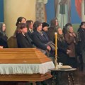 (Foto) zaupokojena liturgija u manastiru Vavedenje: Milica Glogovac došla da se oprosti od Milovana Glogovca koji će danas…