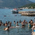 "Želimo da osete šta je sloboda" 42: dece iz srpskih enklava sa Kosova i Metohije prvi put otišlo na more